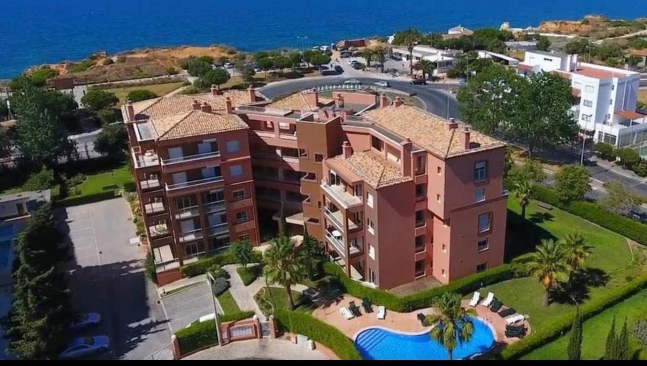 Beach & Sea Apt, Fast Wifi, Airco, Private Parking And Pool 波尔蒂芒 外观 照片