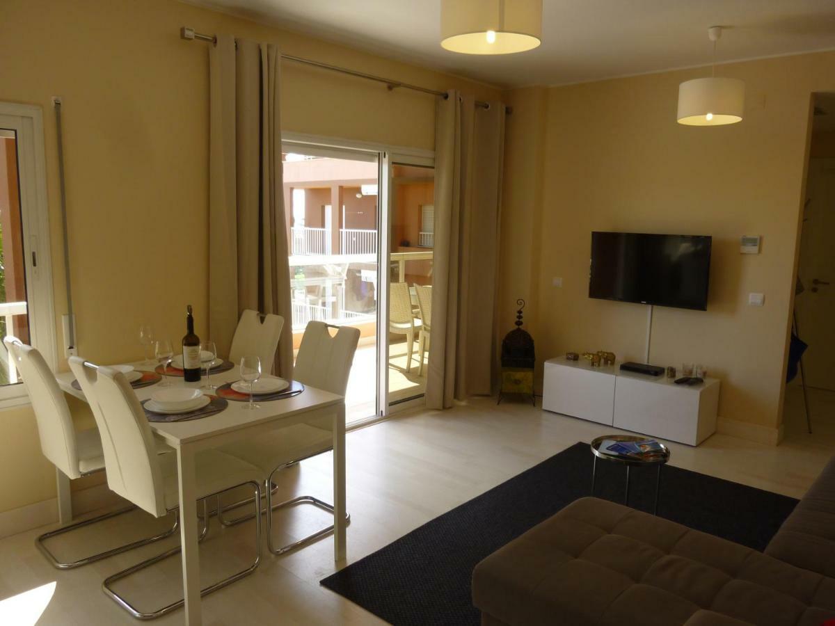 Beach & Sea Apt, Fast Wifi, Airco, Private Parking And Pool 波尔蒂芒 外观 照片